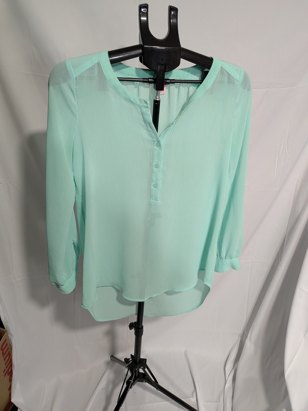 Candie's Mint Green Lightweight Henley Blouse